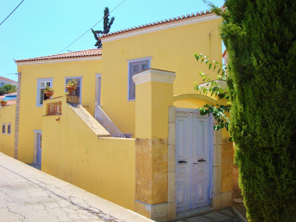 Villa Spetses 외부 사진